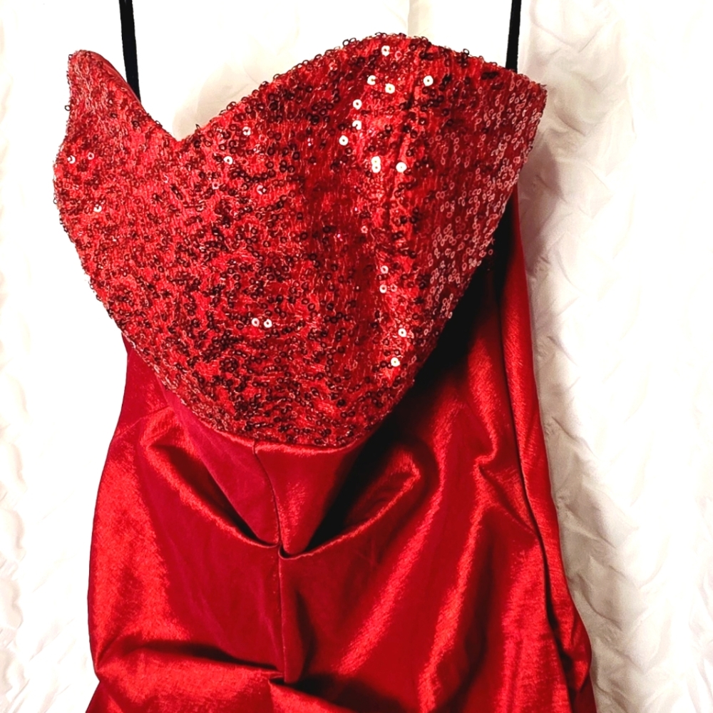 Saga Red Sequin Strapless Dress Size Small